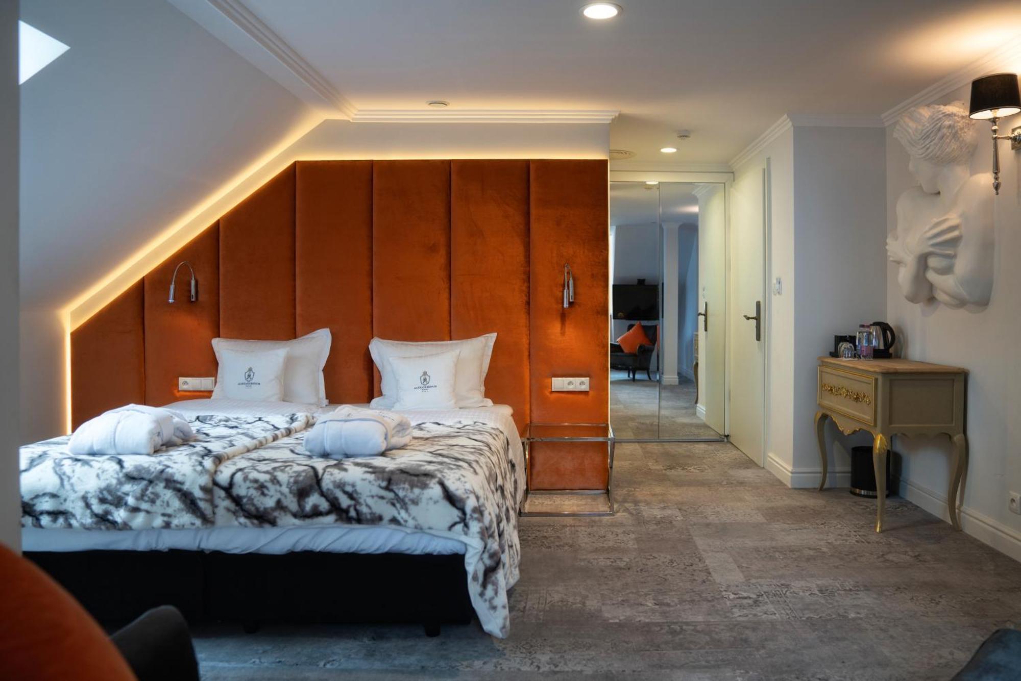 Hotel Palac Alexandrinum Krubki 외부 사진