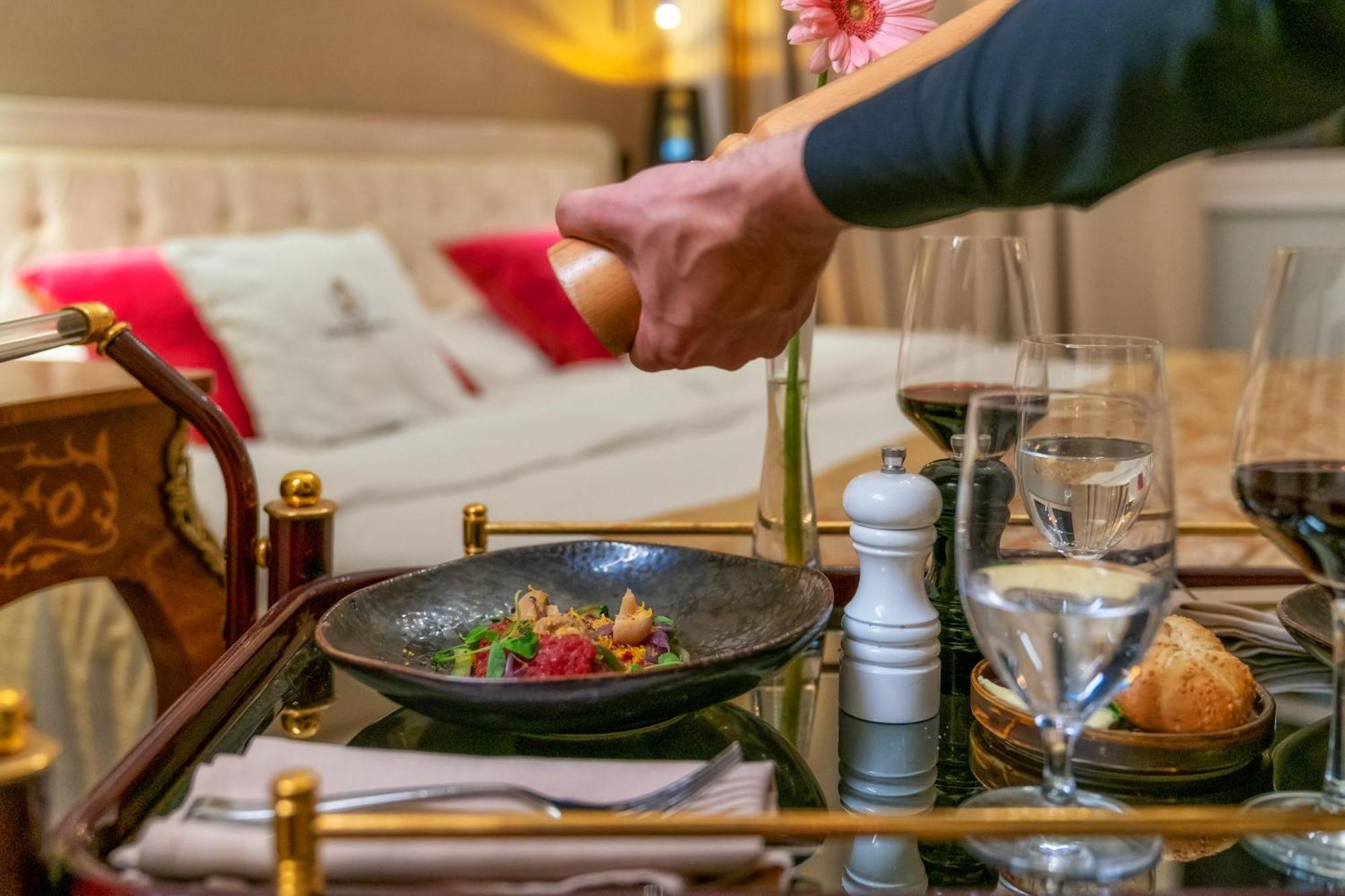 Hotel Palac Alexandrinum Krubki 외부 사진