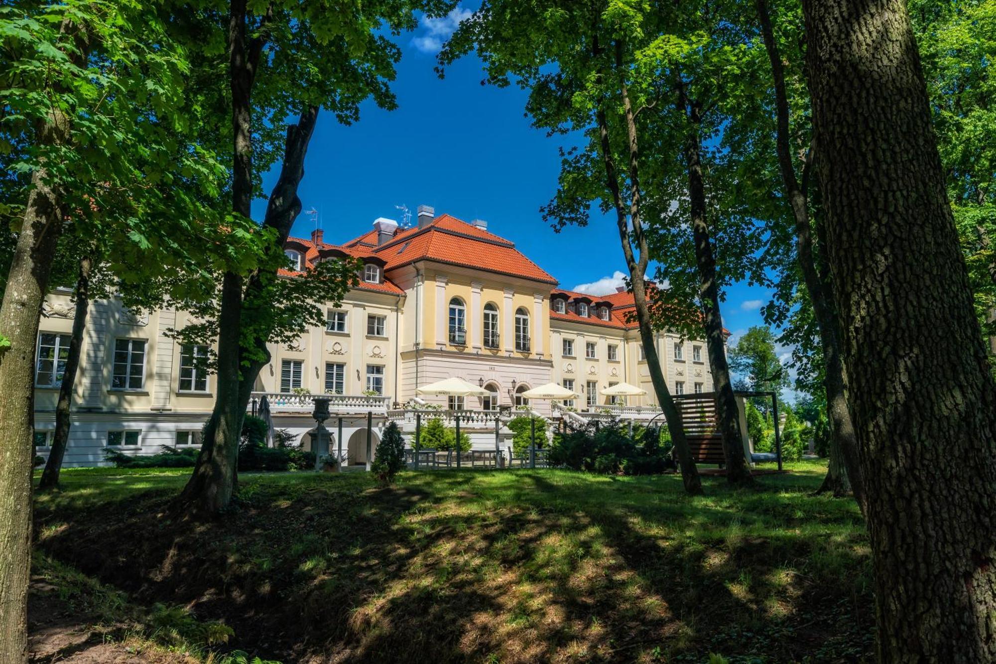 Hotel Palac Alexandrinum Krubki 외부 사진