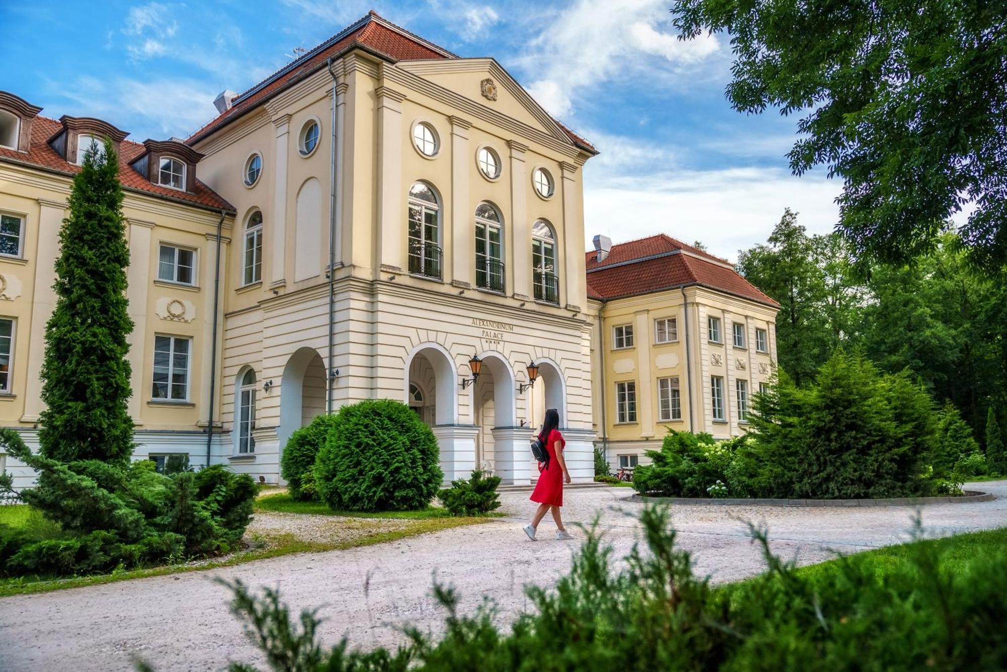 Hotel Palac Alexandrinum Krubki 외부 사진