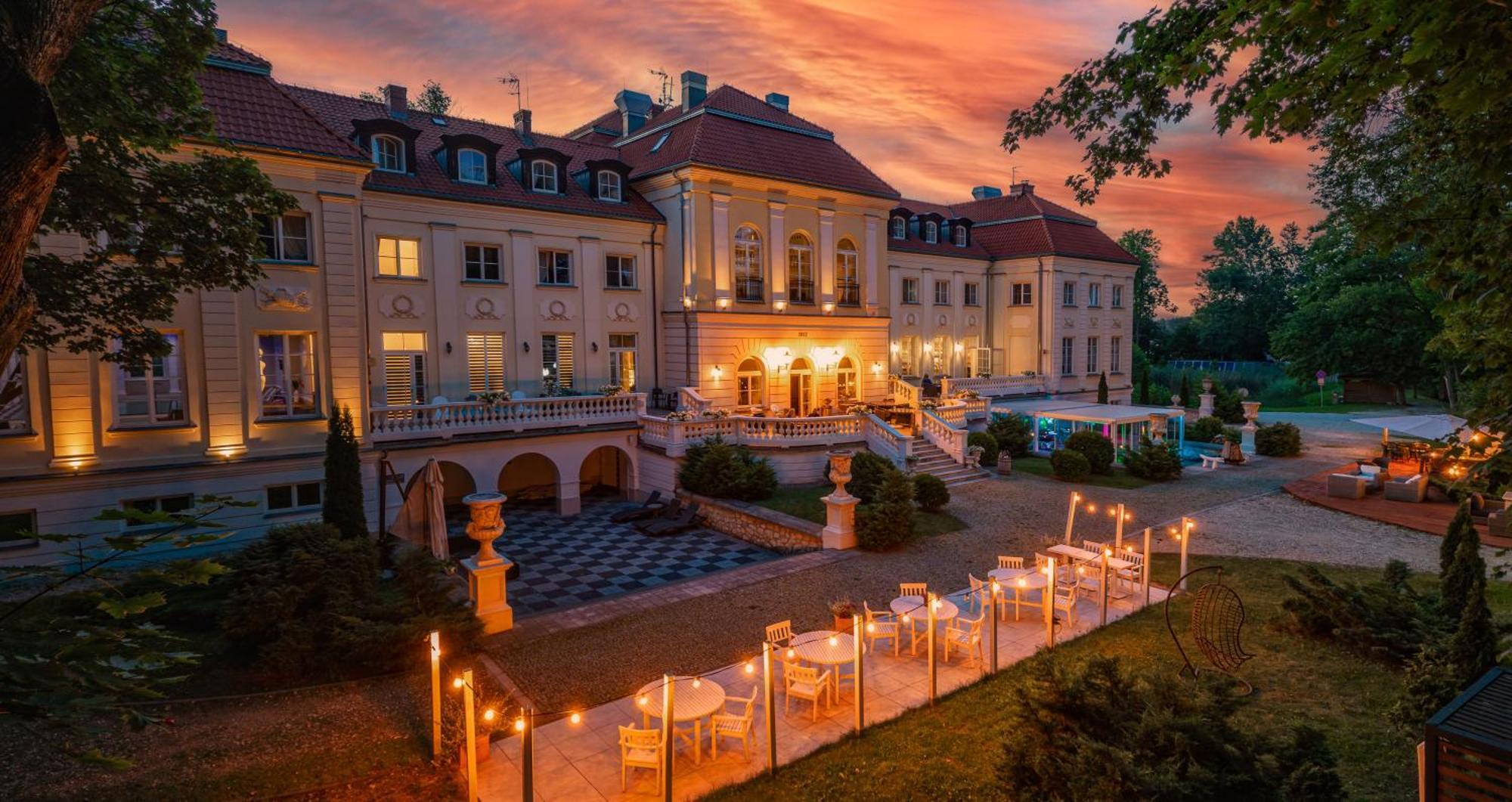 Hotel Palac Alexandrinum Krubki 외부 사진
