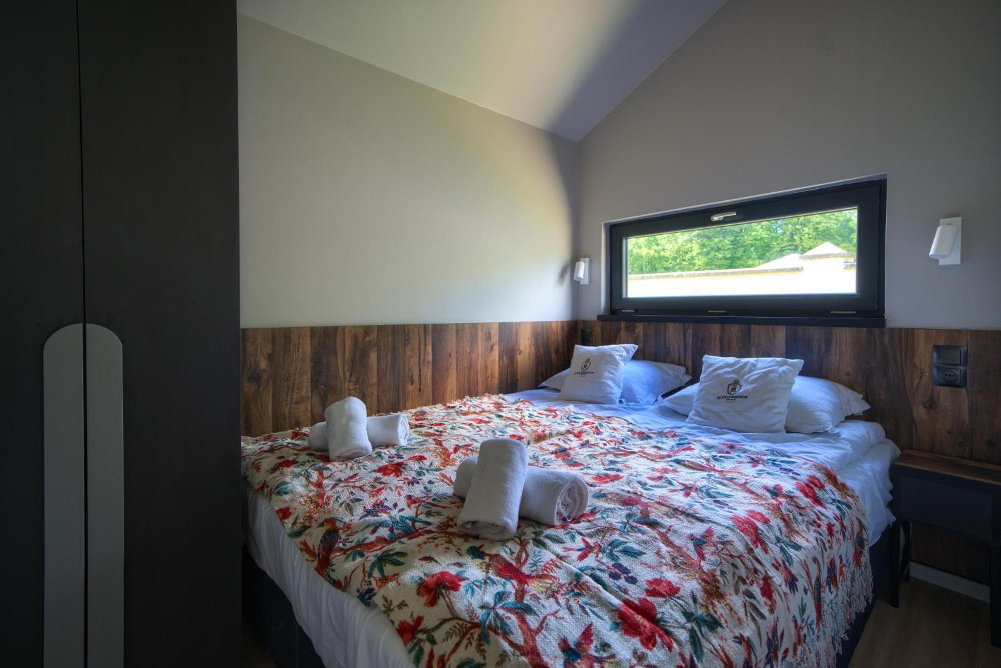 Hotel Palac Alexandrinum Krubki 외부 사진