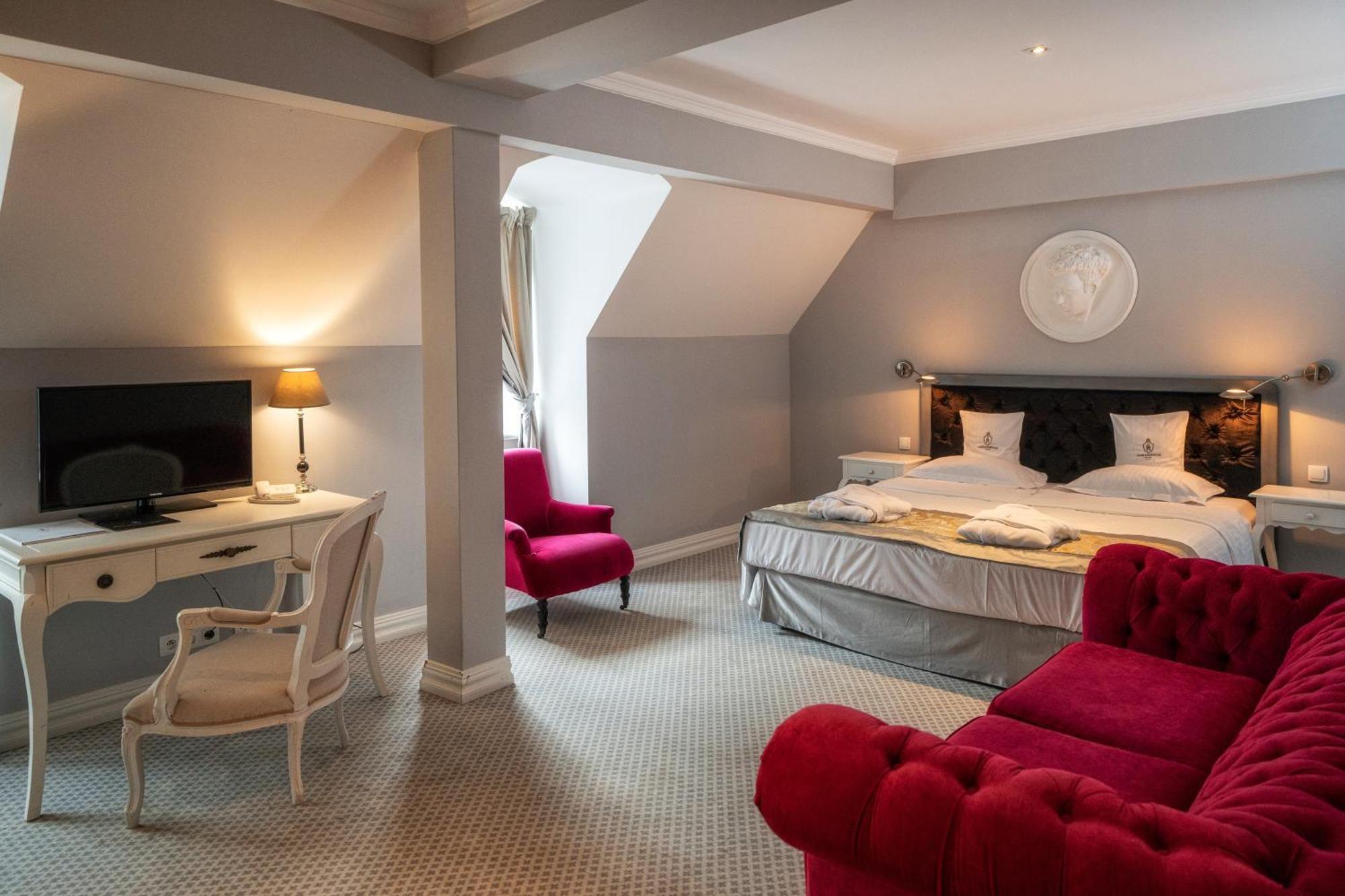 Hotel Palac Alexandrinum Krubki 외부 사진